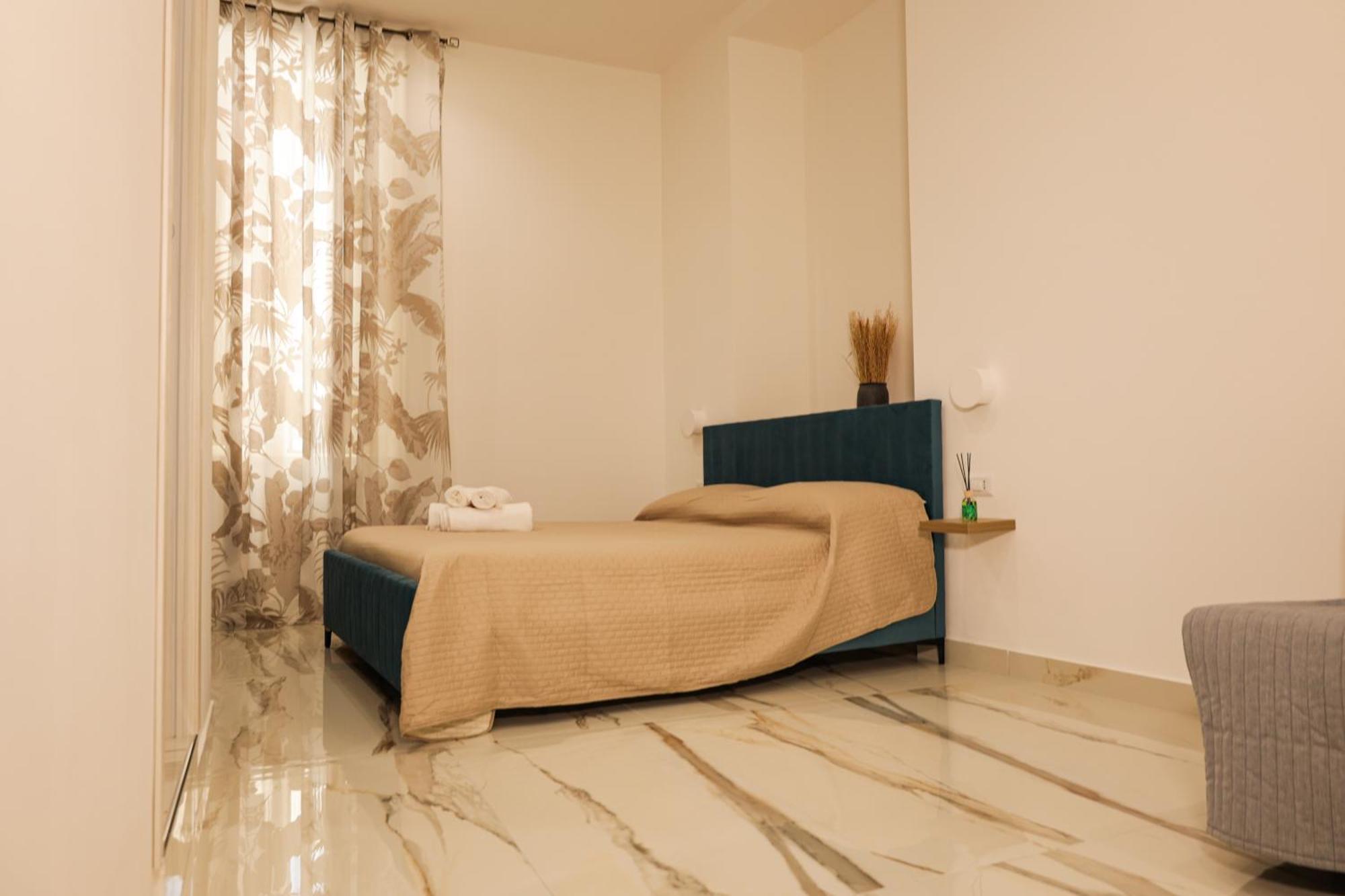 Napoli Station Rooms المظهر الخارجي الصورة